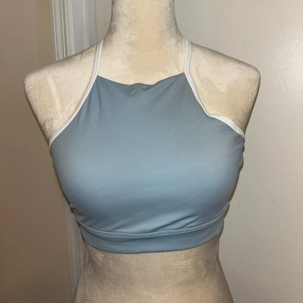 Blue and White Workout Set - Picture 5 of 7